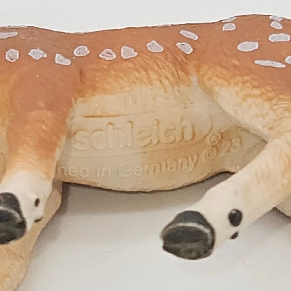 Schleich Fawn Figurine Unisex Small Brown White Spotted Woodland Animal 2023